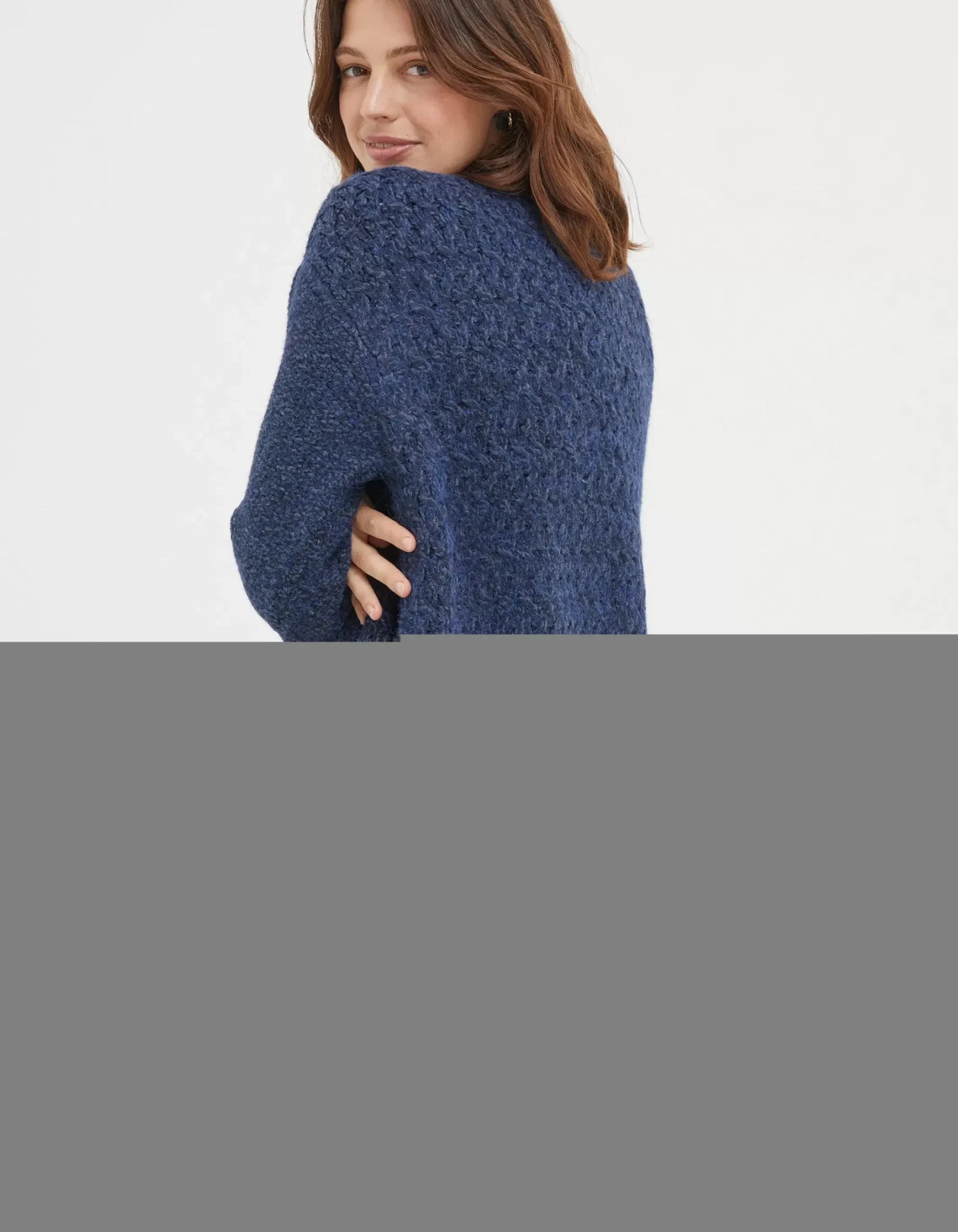 Ezzie Cardigan